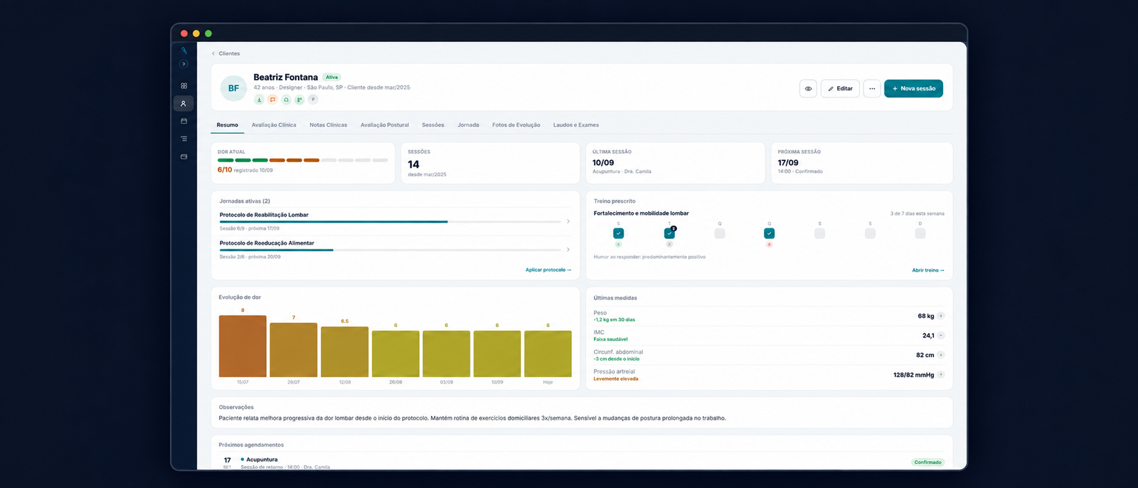 Plataforma Axia — interface de gestão clínica em operação